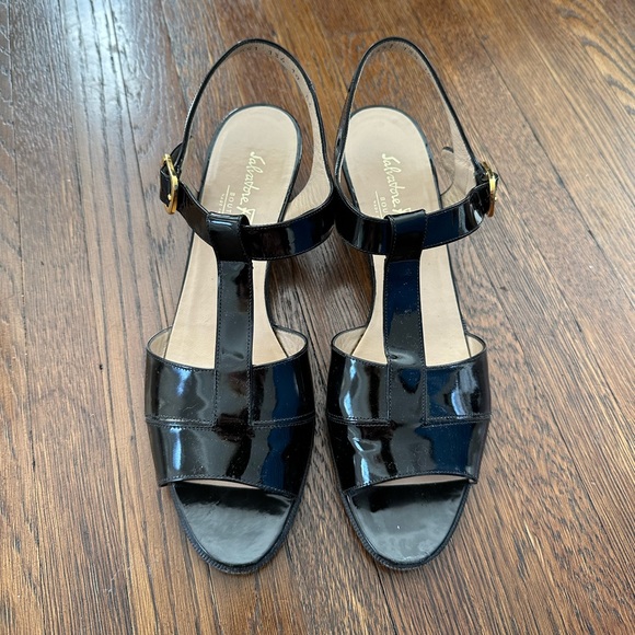 Salvatore Ferragamo MARIGOLD Sandals - Picture 3 of 9